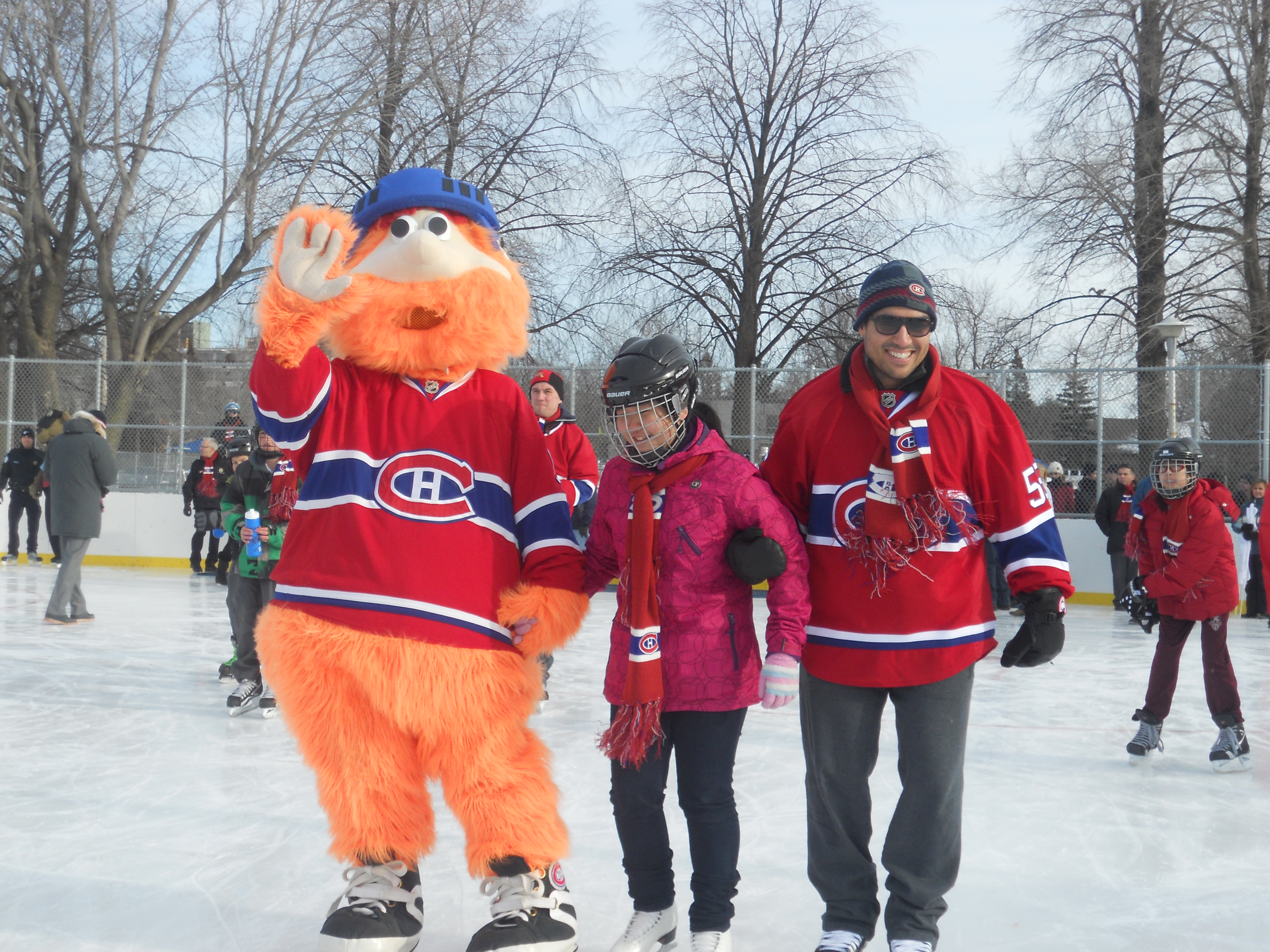 Gorges, Gallagher, Eller Help Launch Canadiens 5th Community Rink