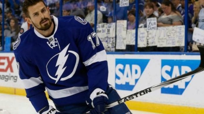 071716-fsf-nhl-tampa-bay-lightning-Alex-Killorn