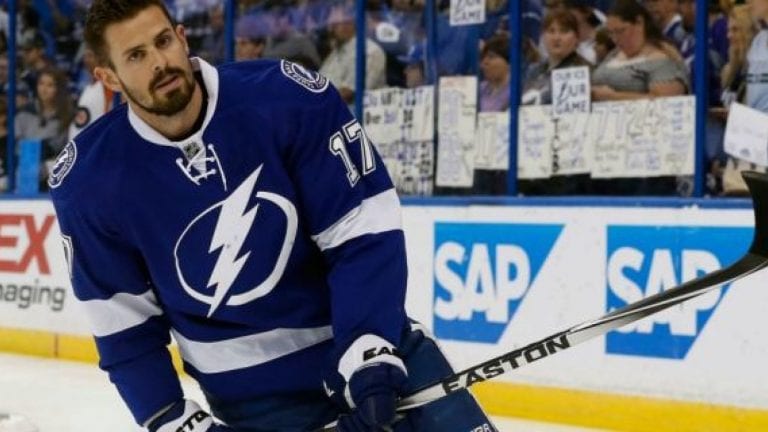 071716-fsf-nhl-tampa-bay-lightning-Alex-Killorn